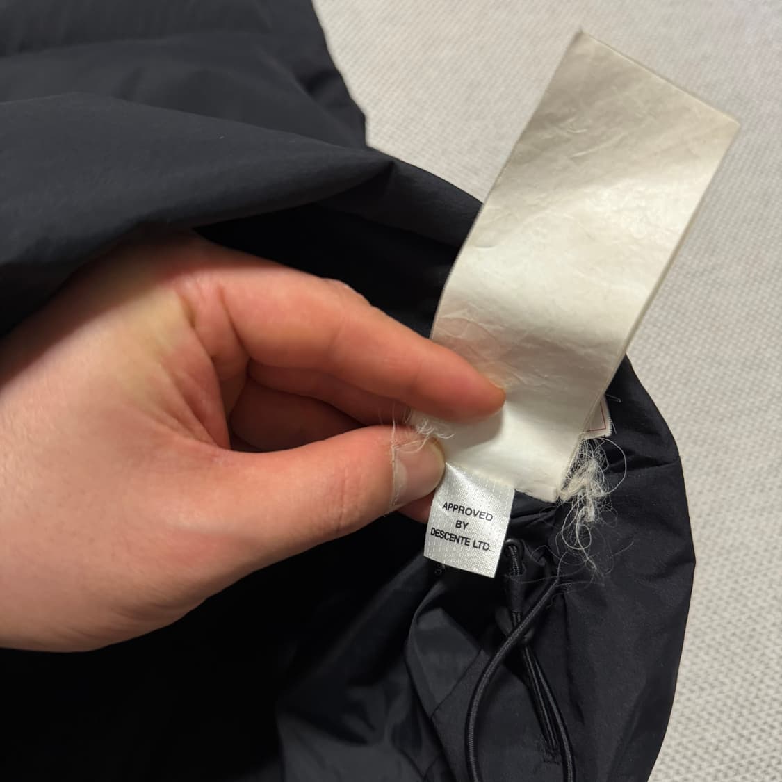 데상트 덕다운 패딩조끼 상품이미지4