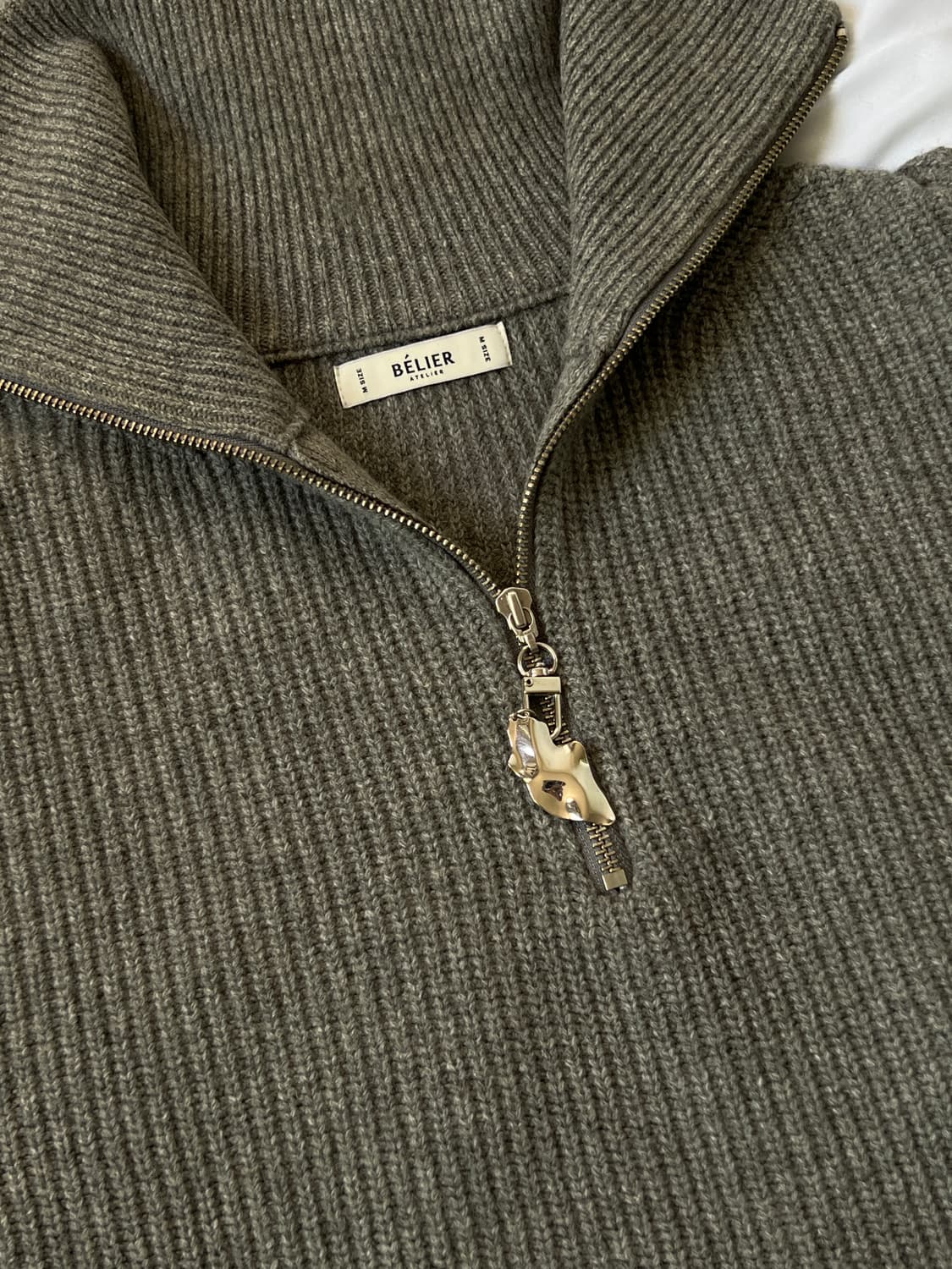 벨리에 하프집업 니트 상품이미지2