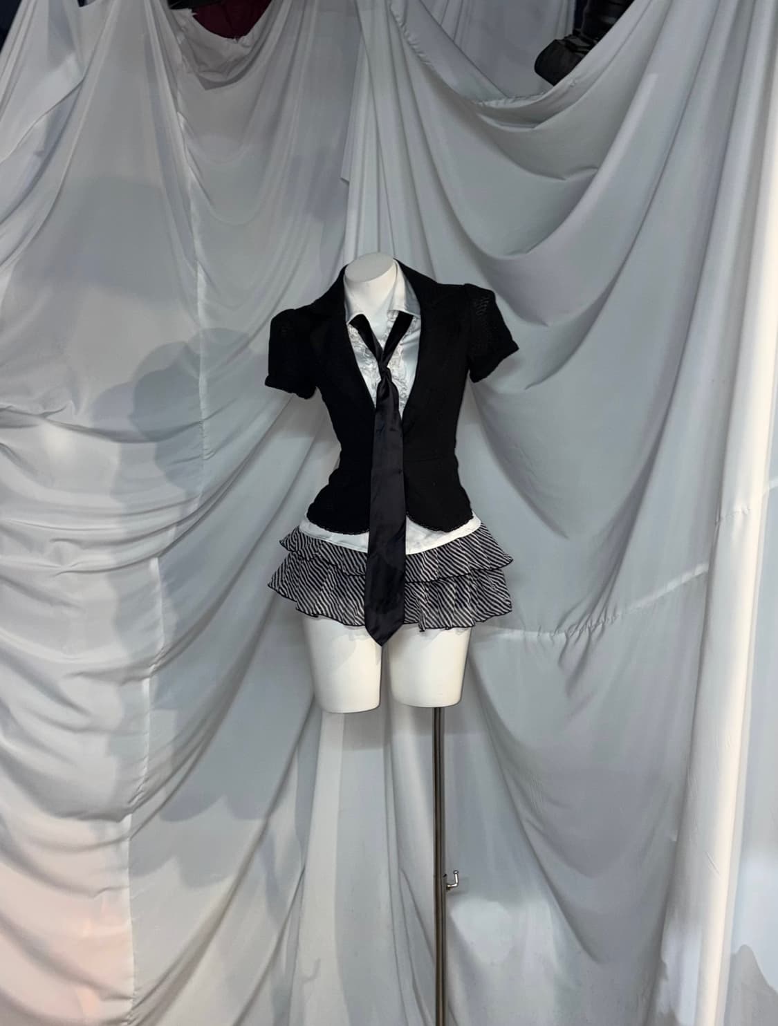 입문공겜여주깔 데일리 무채색 프레피 코디세트 상품이미지6