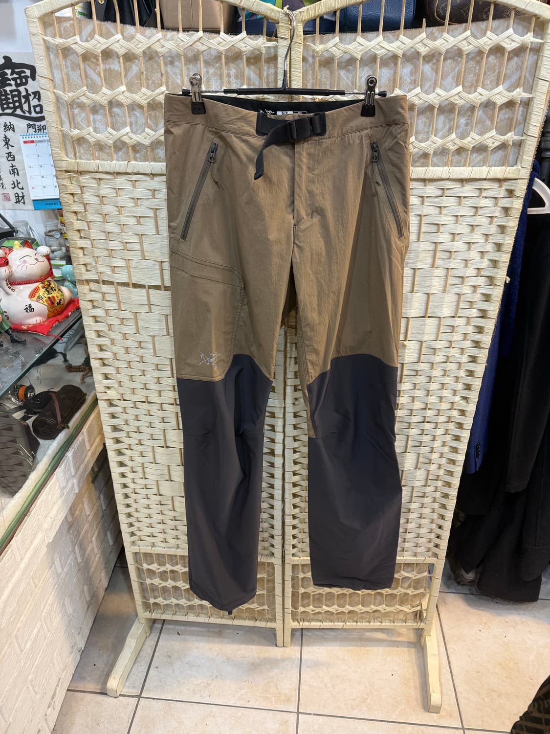 30 정품 아크테릭스 바지 팝니다 상품이미지1