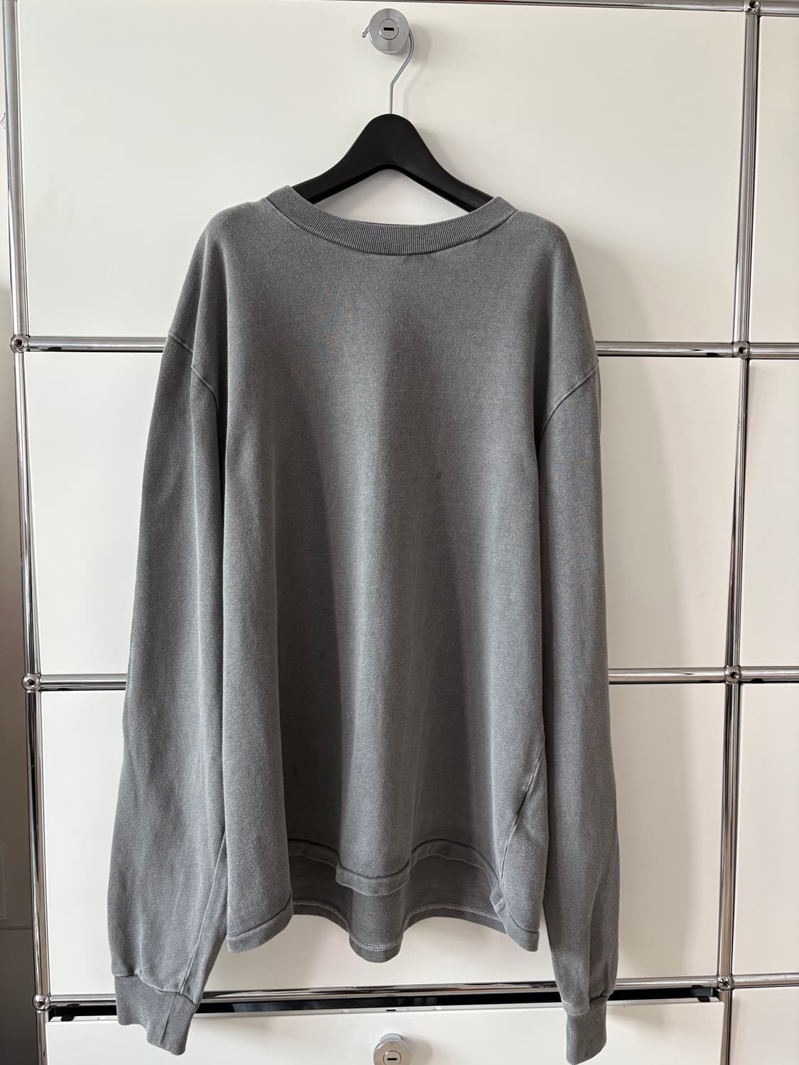 Yeezy calabasas 맨투맨 상품이미지1