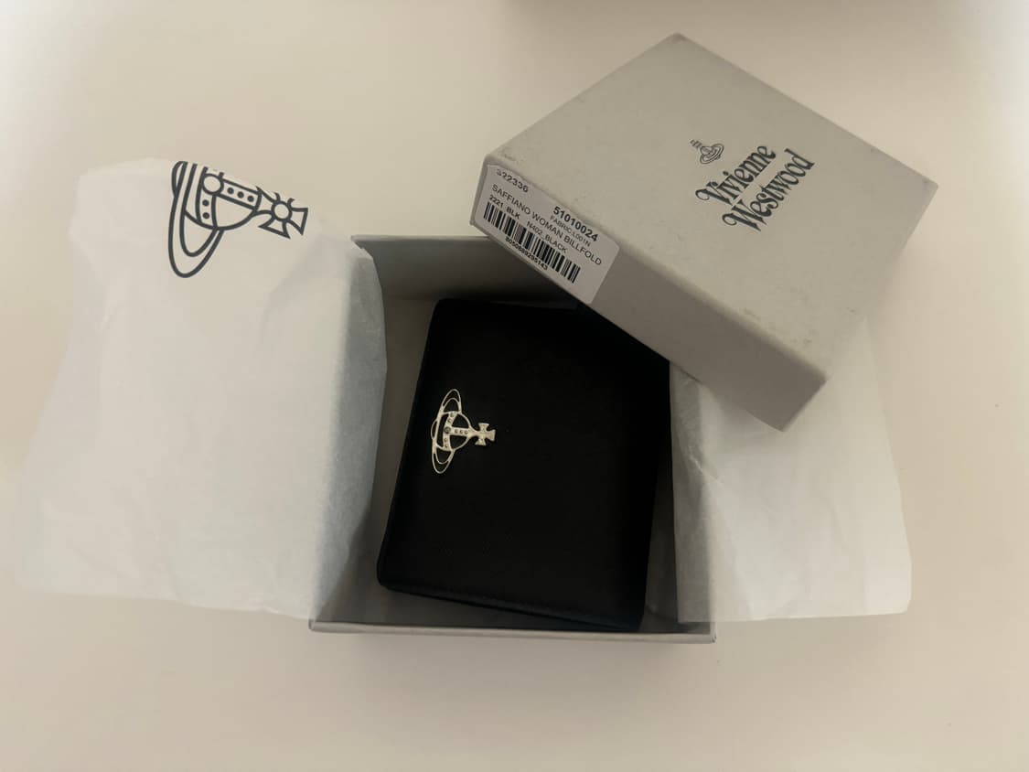 비비안웨스트우드 지갑 상품이미지1