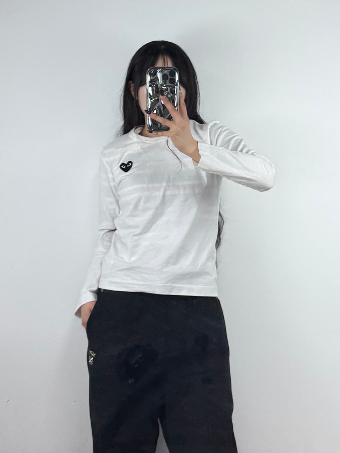 꼼데가르송 블랙 하트 와펜 롱슬리브 E89 상품이미지1