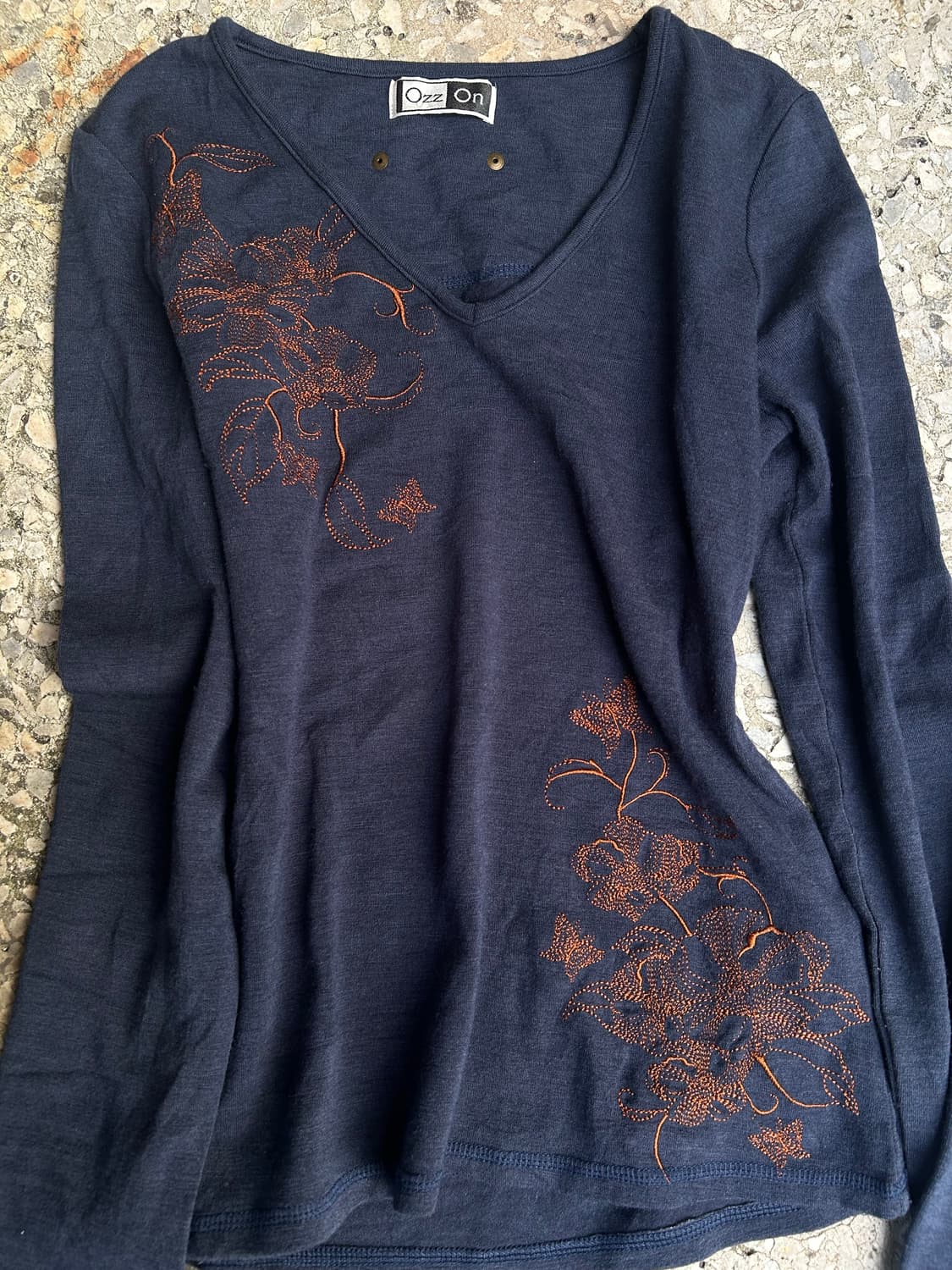 2000s Ozz on 오즈온 오리엔탈 네이비 롱슬리브 상품이미지2