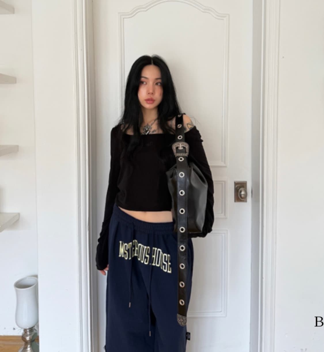 더미스테리어스호텔 린넨 스퀘어 탑 상품이미지3