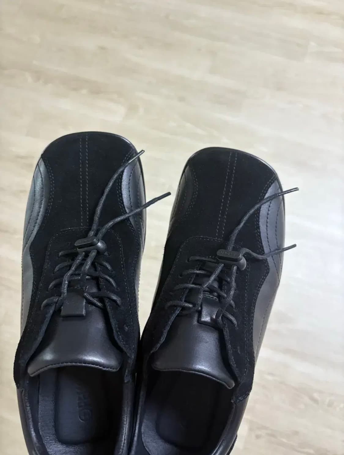 페몬트 스퀘어 블랙 250 상품이미지2