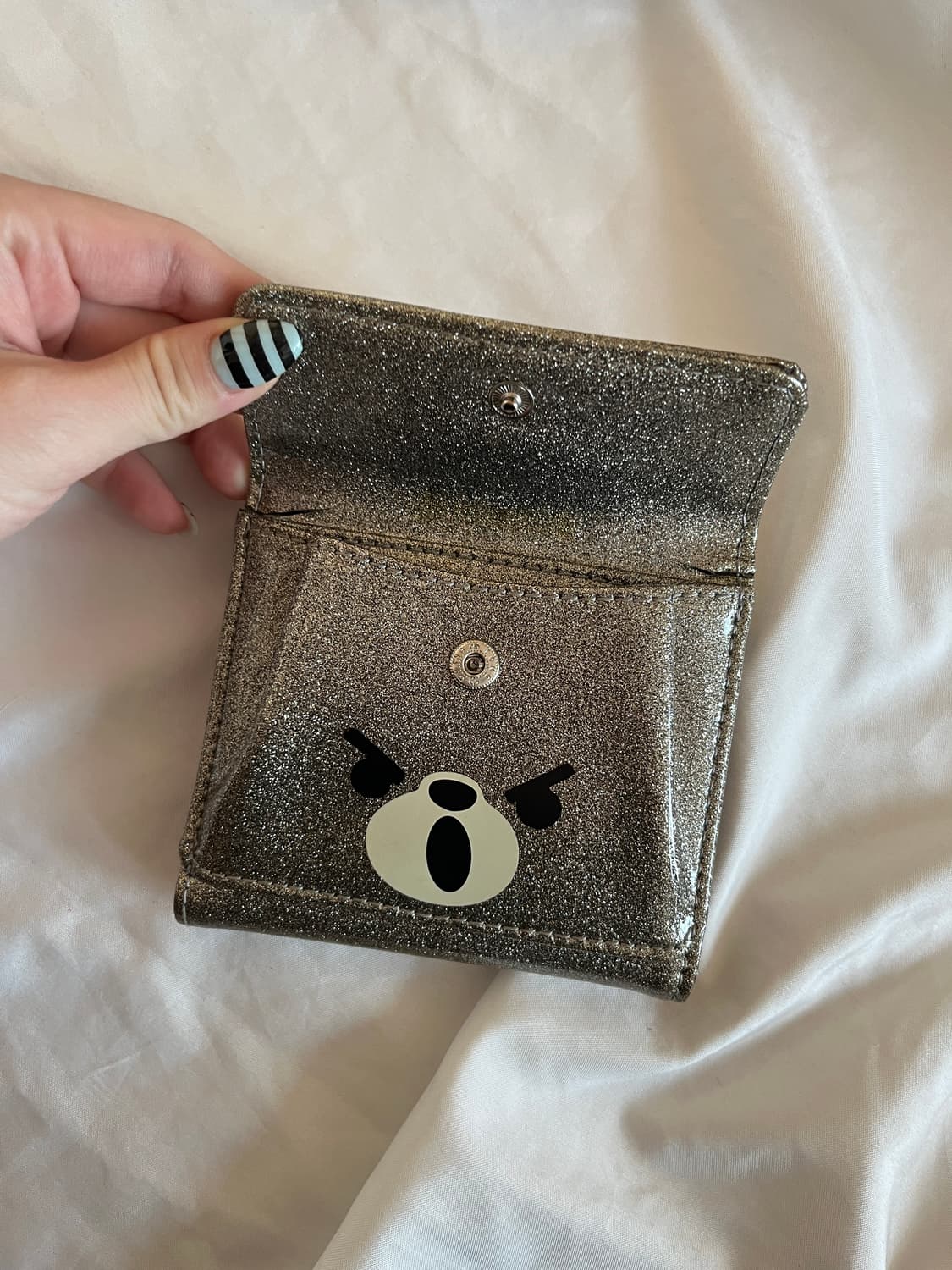 히스테릭 글래머 아카이브 반짝이 글리터 퍽베어 반지갑 똑딱이 포켓 지갑 상품이미지3