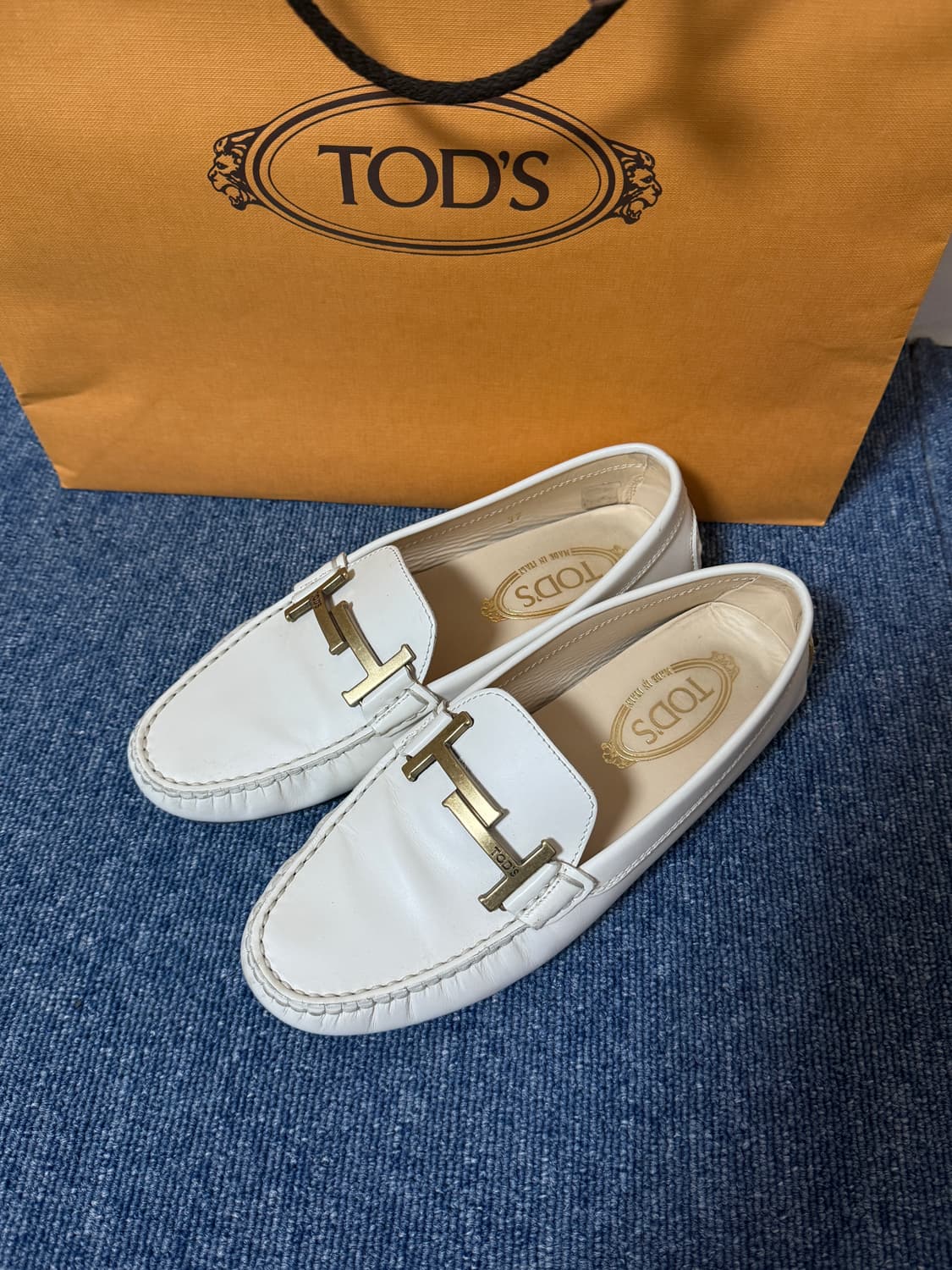 토즈 여성 고미니 도피아 로퍼 화이트 (사이즈 37) 상품이미지2