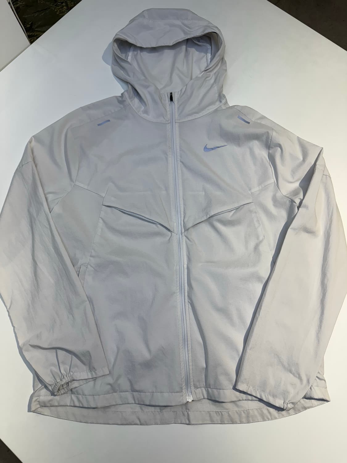 NIKE 패커블 바람막이 상품이미지1