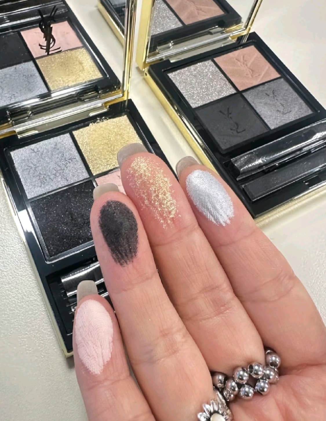 입생로랑 꾸뛰르 미니 클러치 910 트로카데로 나잇 섀도우 팔레트 상품이미지4