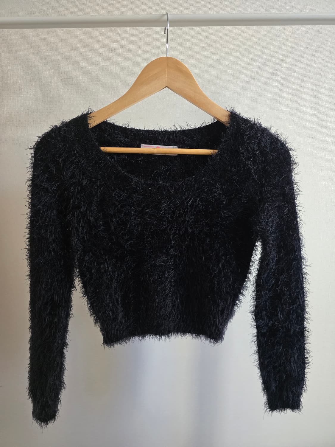 American Apparel Fuzzy Cropped Sweater 상품이미지1