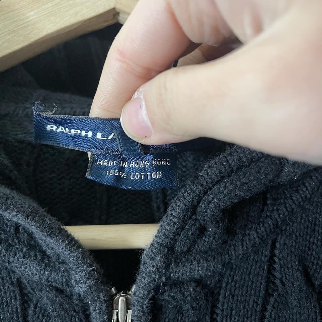 폴로 블랙 꽈배기 니트 후드집업 상품이미지4