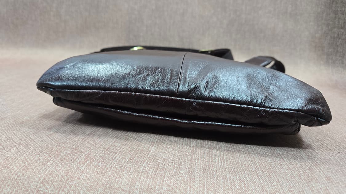 소가죽 브라운 크로스백 앤틱메탈 상품이미지5