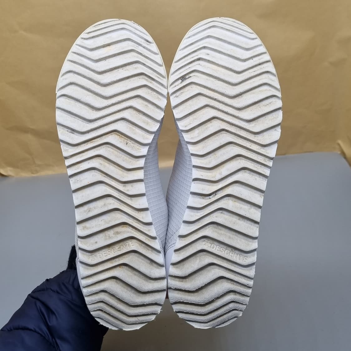 데상트 마일드 운동화 240 상품이미지3