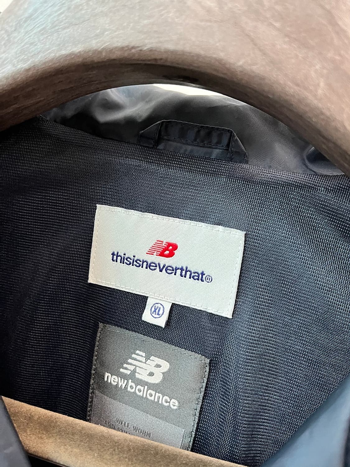 105) 뉴발란스x디스이즈네버댓 나일론 셔켓  상품이미지2