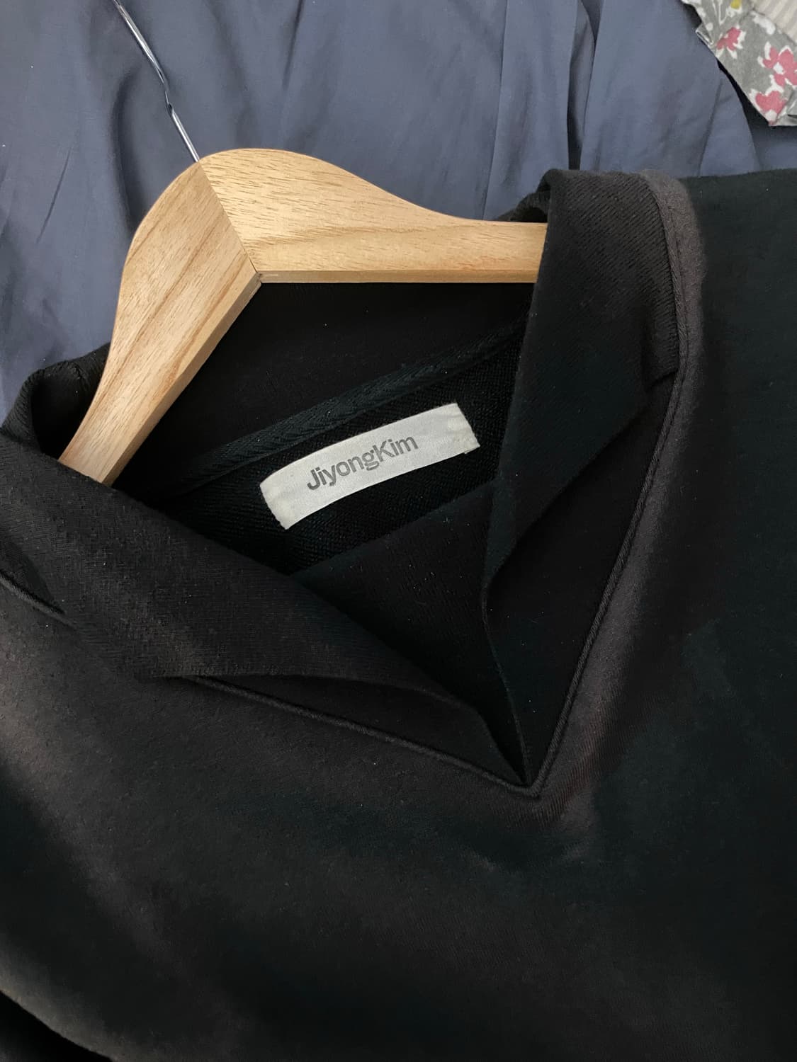 Jiyongkim sweatshirts 지용킴 스웻셔츠 맨투맨 상품이미지3