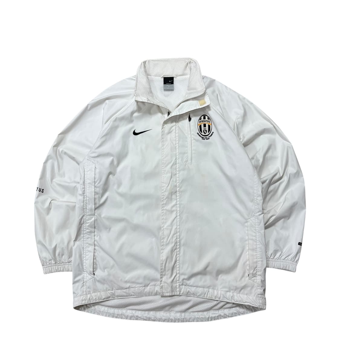 나이키 x 유벤투스 자켓 상품이미지1