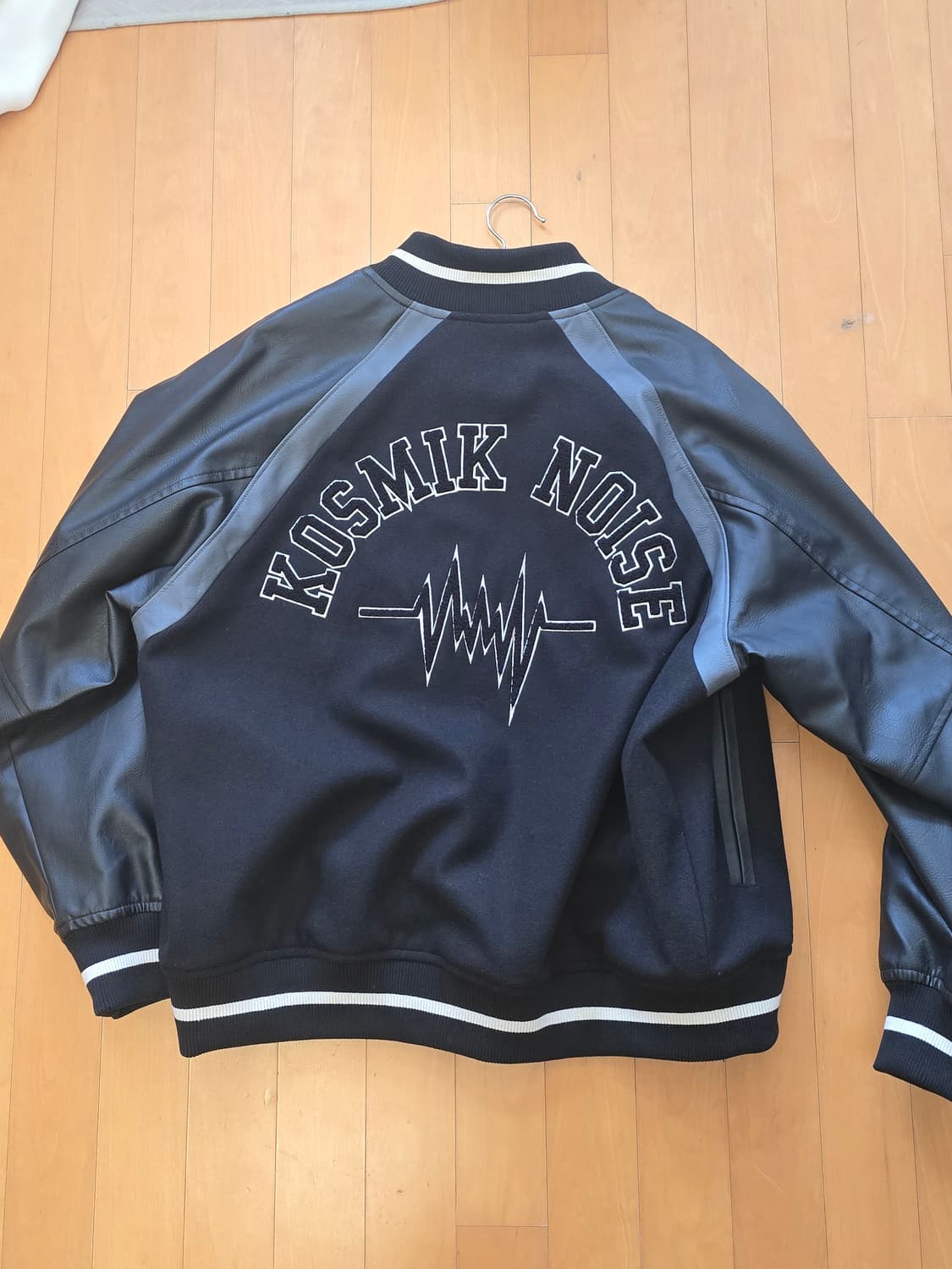 언더커버 GU 스타디움 점퍼 바시티 자켓 상품이미지3