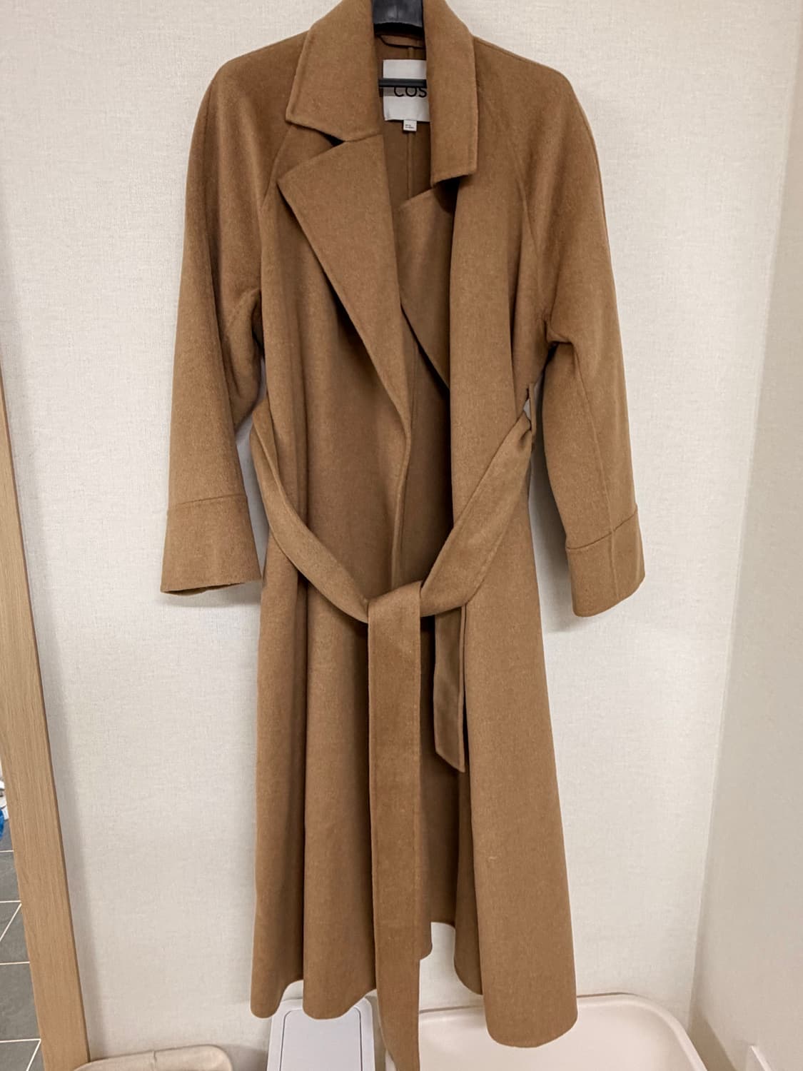 COS 벨트 롱 코트  상품이미지1
