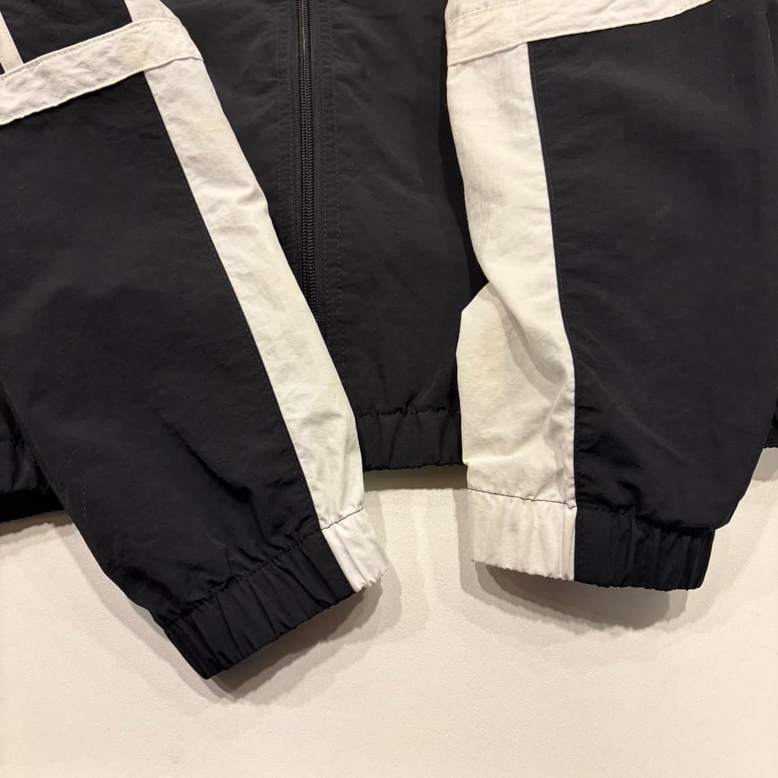 [M] 아디다스 글로버 블랙/화이트 바람막이 자켓 B713 상품이미지6