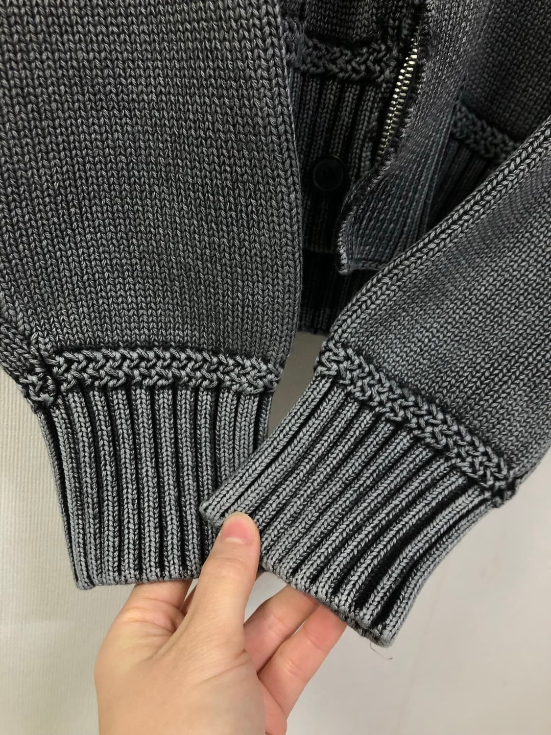 (미사용) 남녀공용 피그먼트 스톤 워싱 니트 후드 집업 _ 블랙 Free 상품이미지5