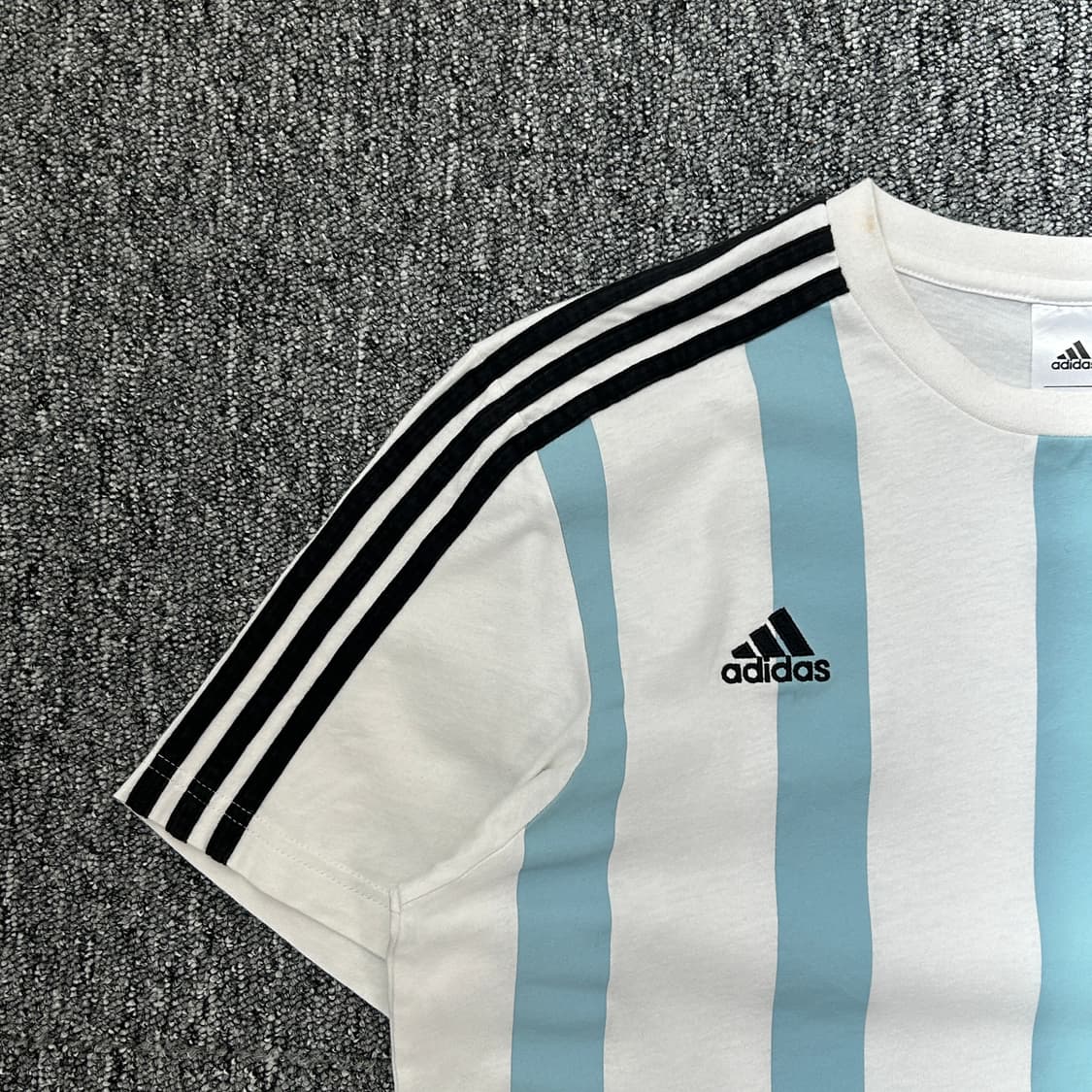 아디다스 아르헨티나 메시 마킹 반팔티셔츠 상품이미지2