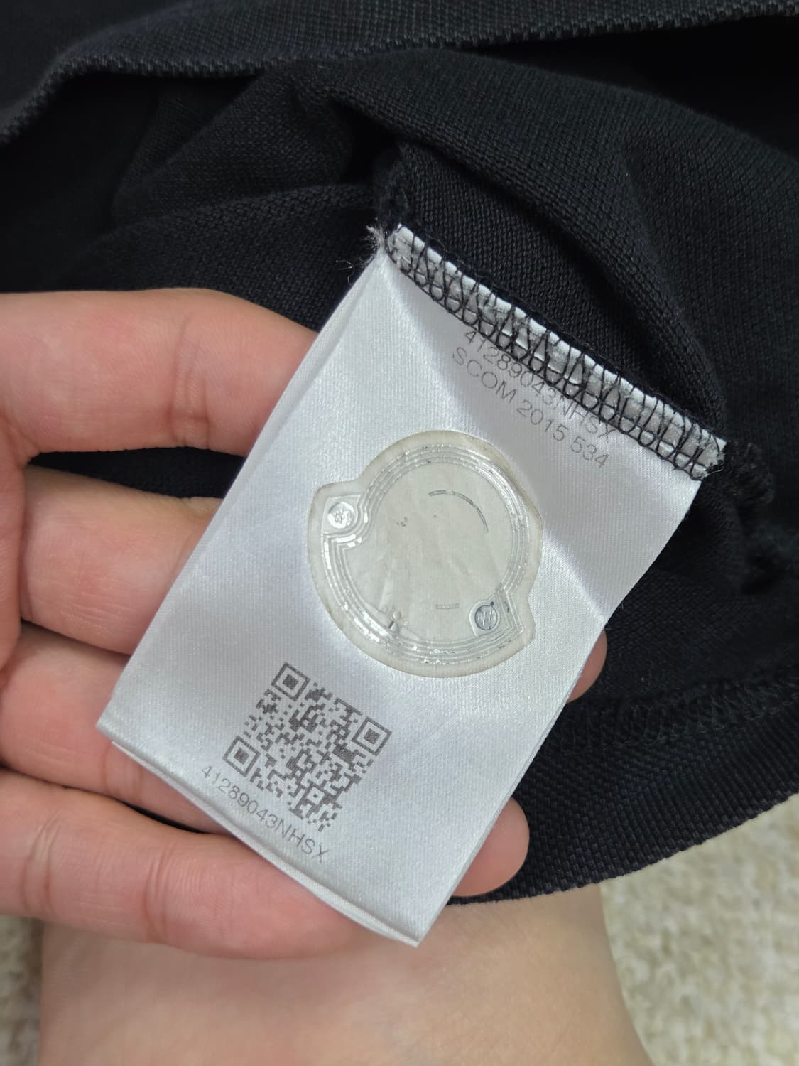 [몽클레어] 시그니처 로고 패치 마글리아 반팔 카라티 | S00123 상품이미지5