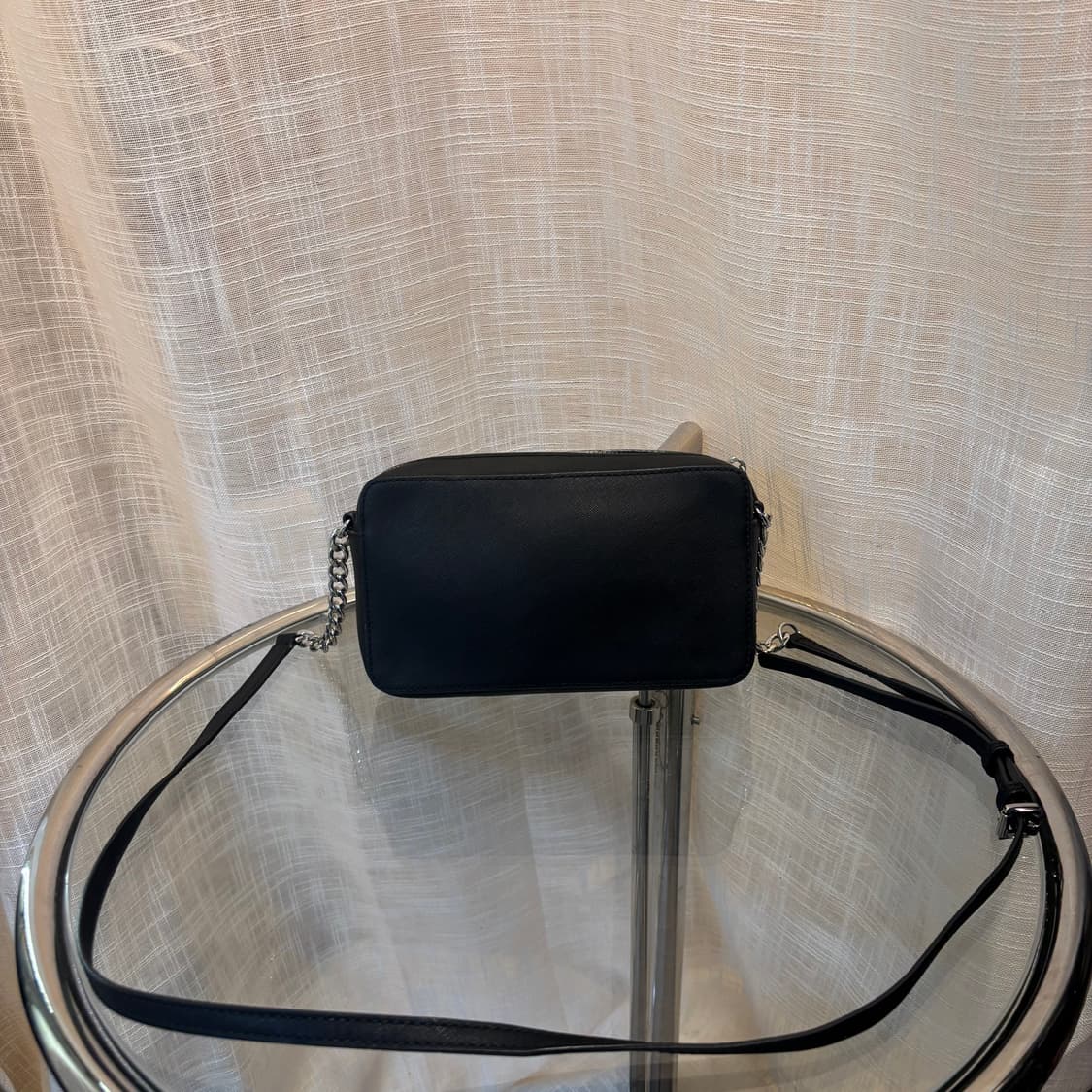 정품 마이클코어스 사피아노 크로스백     상품이미지5