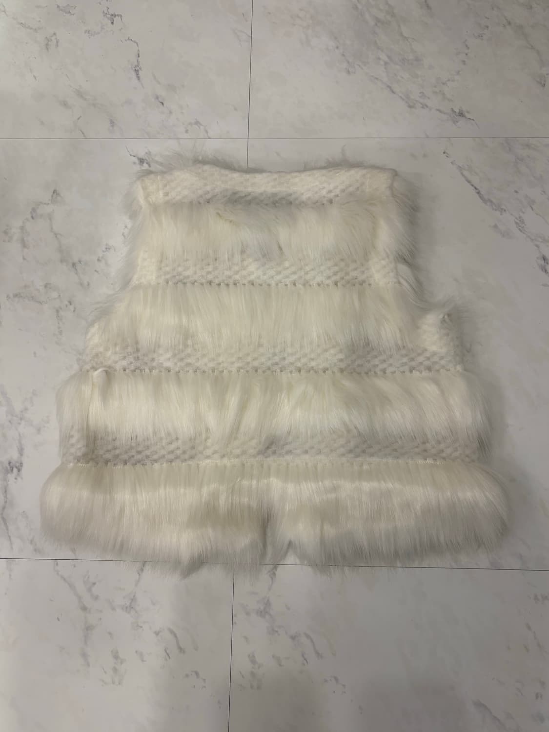 게스 빈티지y2k 숏 퍼베스트xs 상품이미지3