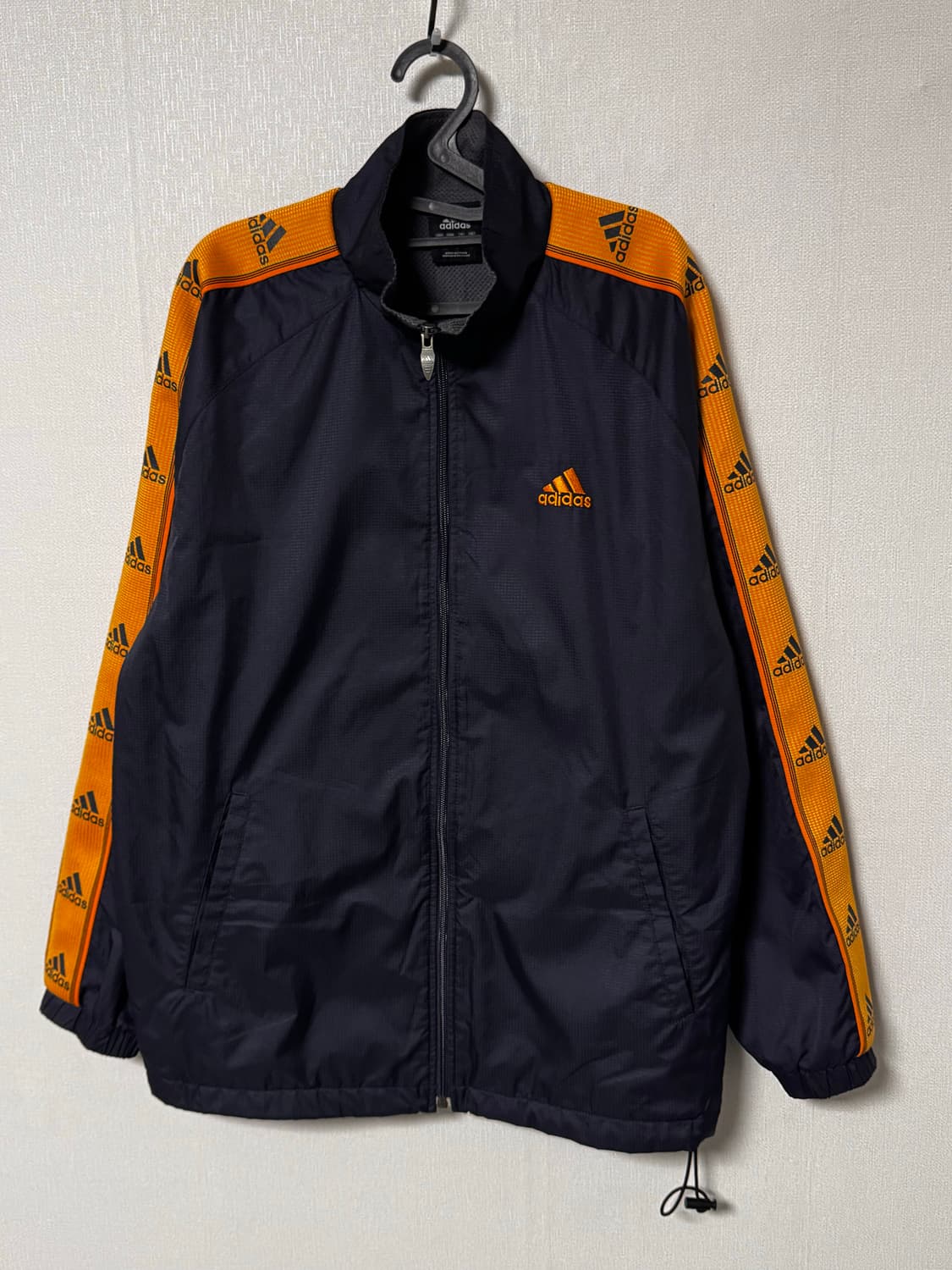 아디다스 올드스쿨 오버핏 바람막이 자켓 상품이미지2