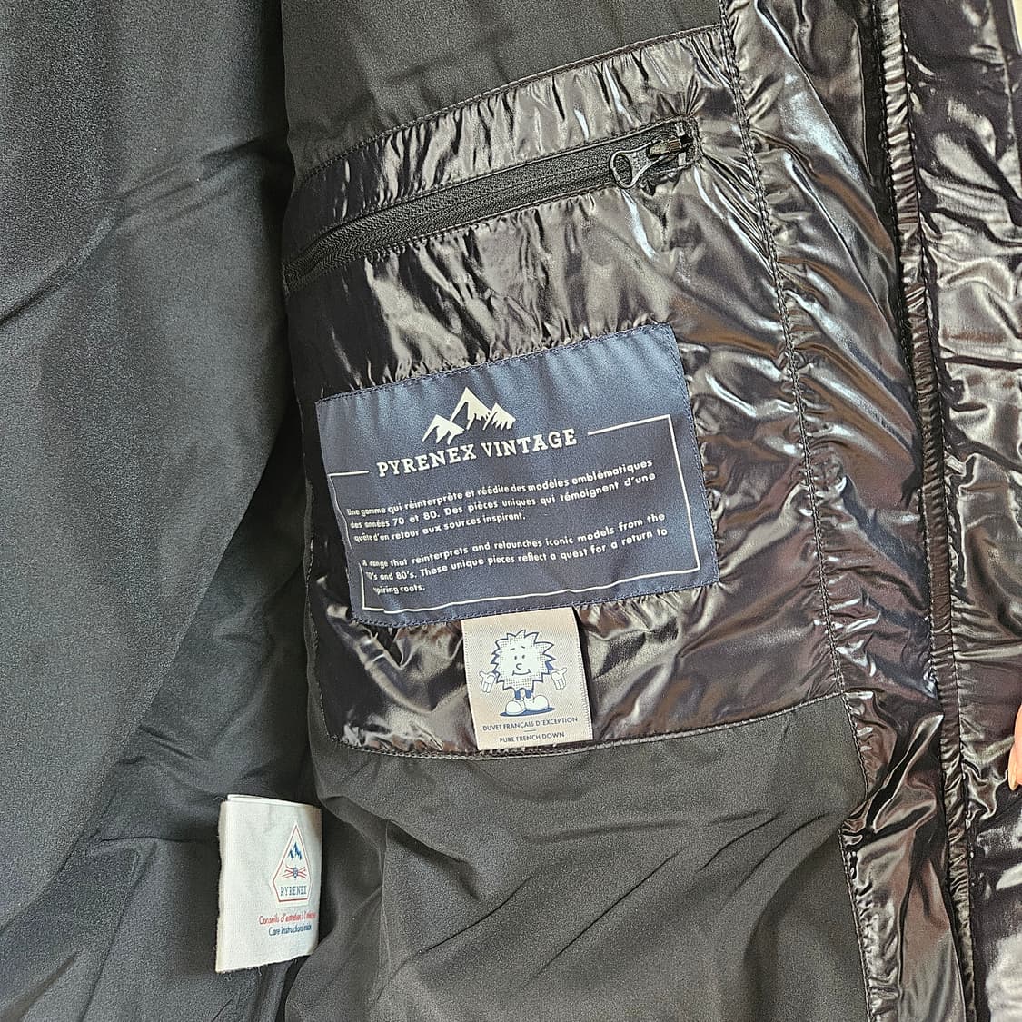 피레넥스 pyrenex 25fw 빈티지 미틱 패딩 블랙 M사이즈 상품이미지4