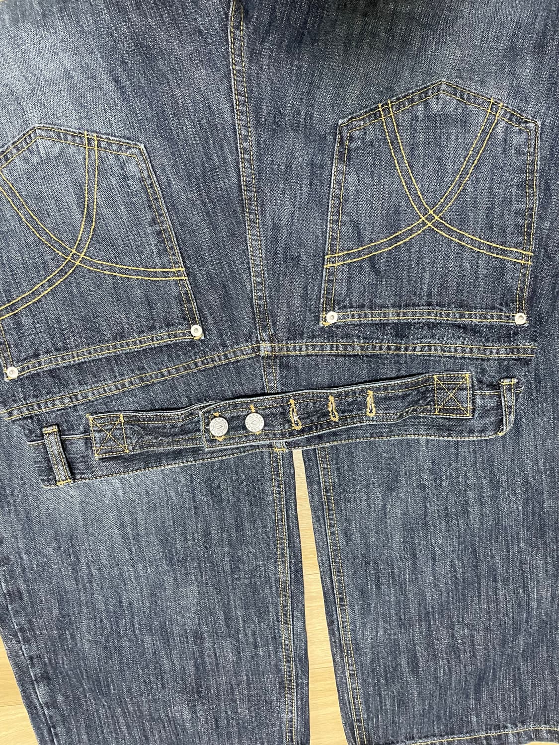 아캄 Scratched Denim Pants (Indigo) 상품이미지7