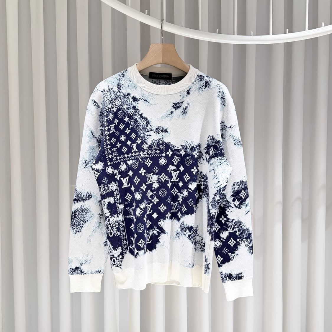 M / 루이비통 모노그램 반다나 니트 맨투맨 상품이미지1