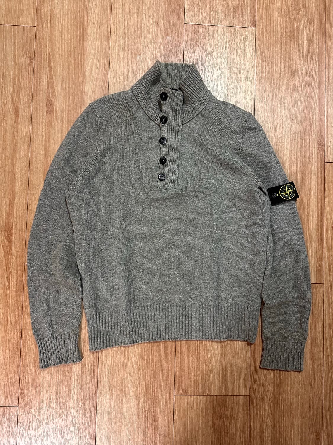 스톤아일랜드 풀오버 니트 L 상품이미지1