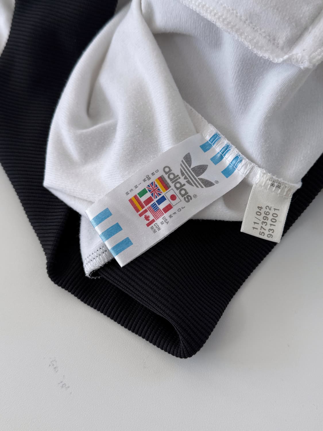 아디다스 루즈핏 흰검 배색 온두라스 파이어버드 트랙 져지 상품이미지5