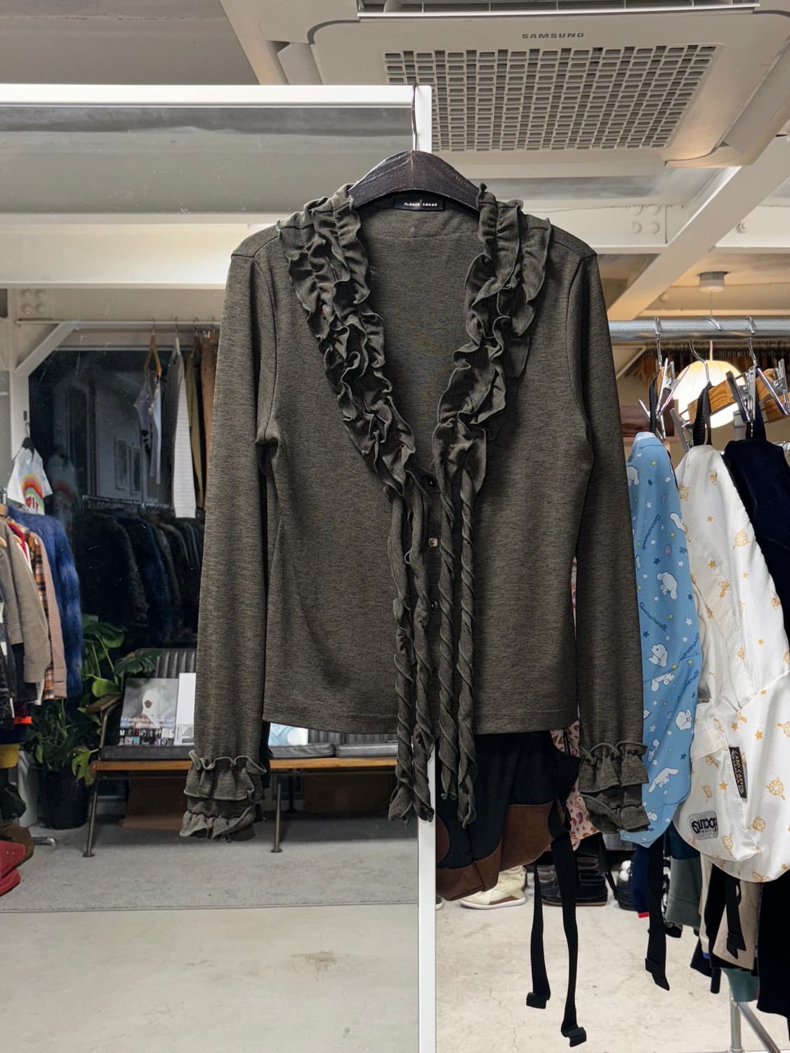 Mb lucas 프릴 가디건 상품이미지1