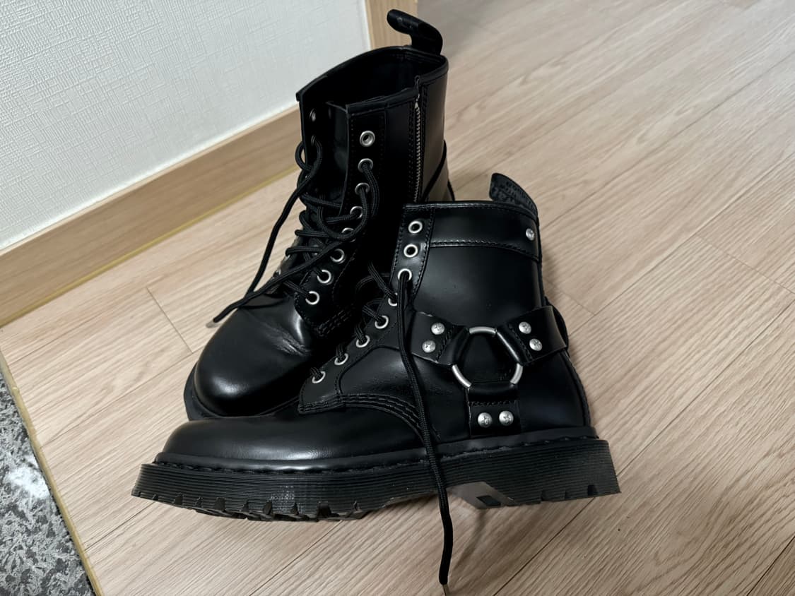 닥터마틴 1460 하네스 250 UK6 상품이미지2
