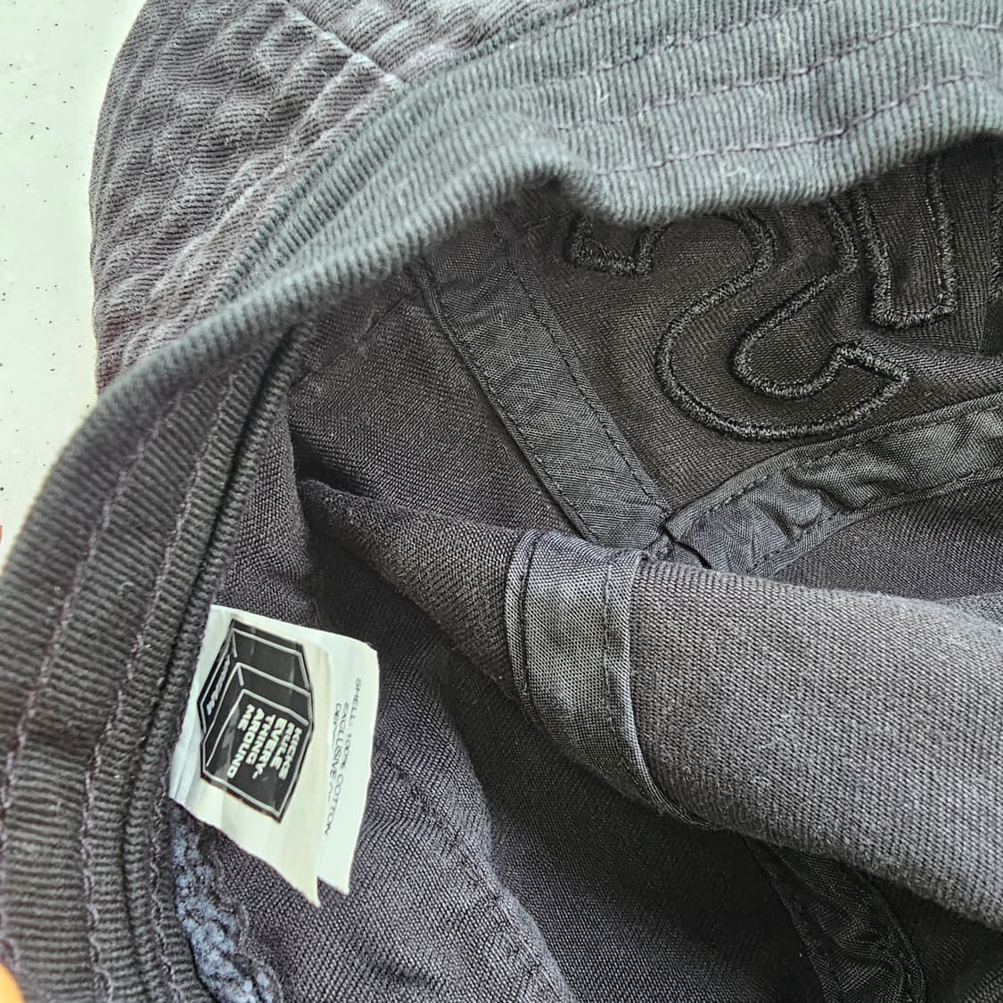 슈프림 버킷햇 상품이미지2