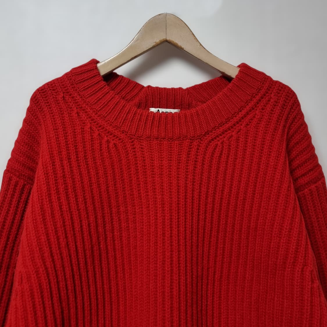 아크네 스튜디오 리브드 하이라이즈 크루넥 울 니트 스웨터 85 상품이미지3