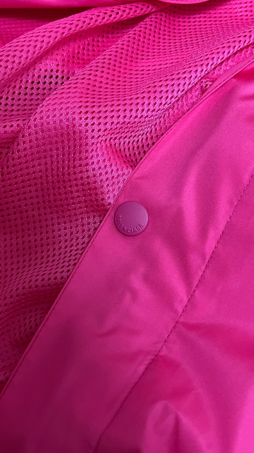 발렌시아가 로고 오버핏 윈드즈레이커 상품이미지8