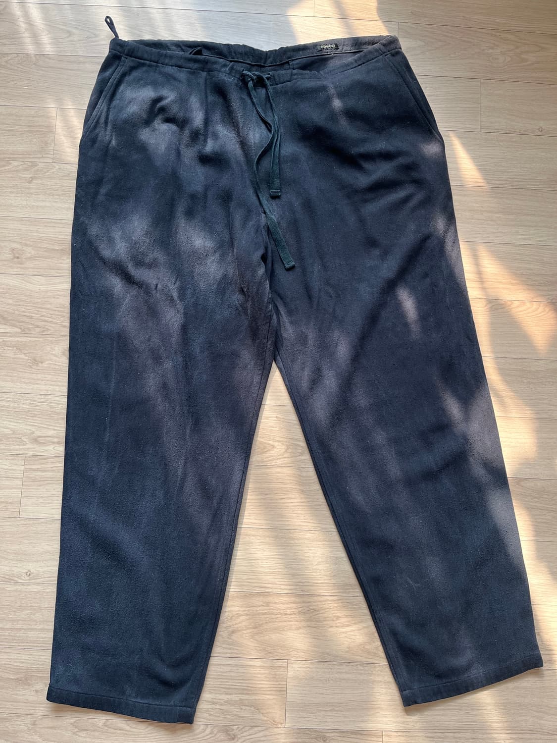 [1] 코모리 드로우 스트링 실크 블랙 팬츠 상품이미지1