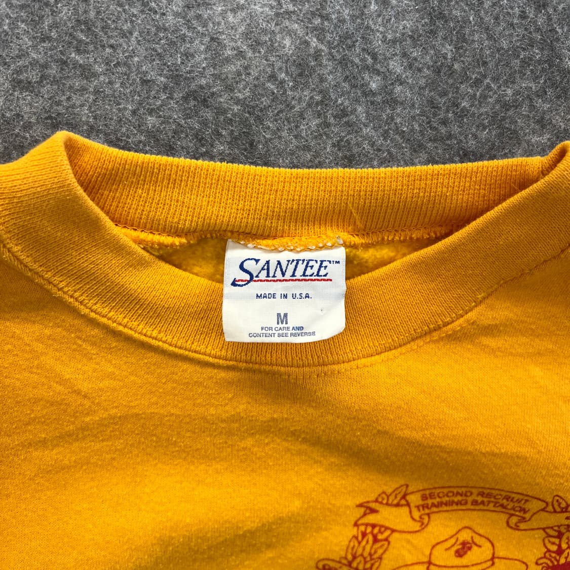 90s Vintage SANTEE 샌티 옐로우 맨투맨 MCRD 상품이미지4
