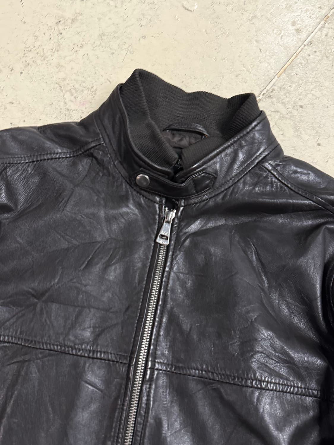 AKM neck button point leather jacket 상품이미지3