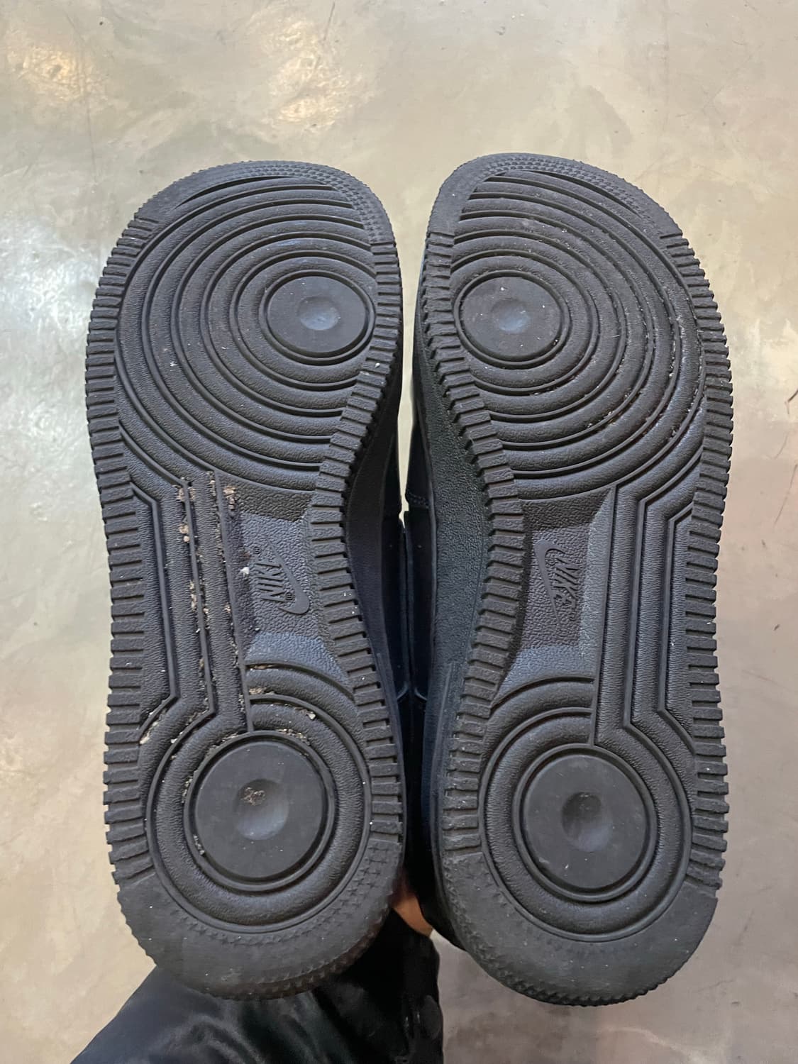 나이키 에어포스1 블랙 280 상품이미지6