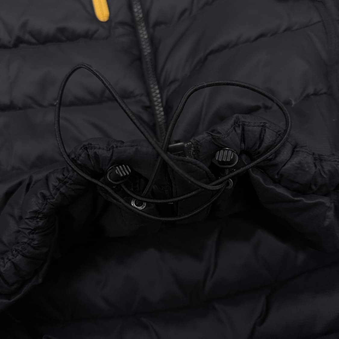 몽벨 구스다운 고프코어 푸퍼 경량패딩 블랙 상품이미지6