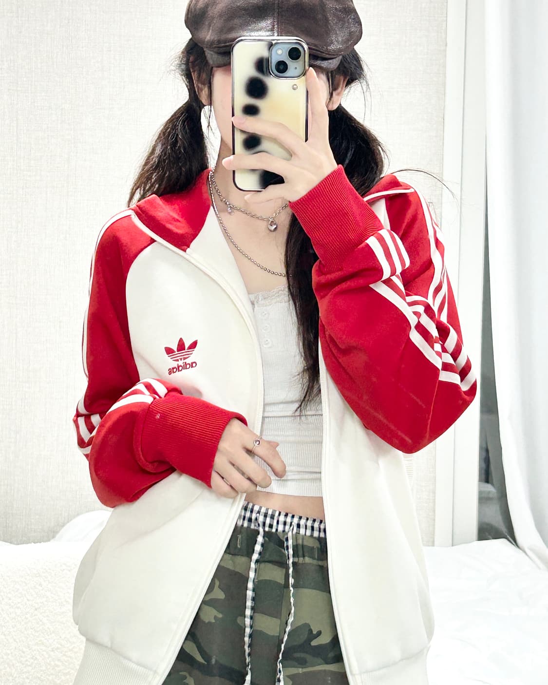 아디다스 자수로고 흰빨 져지 상품이미지5