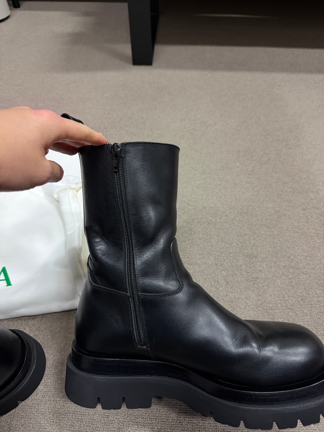 보테가베네타 러그부츠블랙 41(지퍼형) 상품이미지3