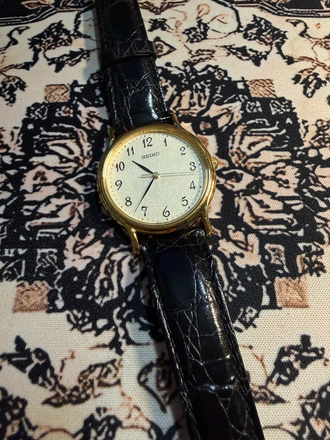 SEIKO 빈티지 쿼츠 시계 상품이미지1