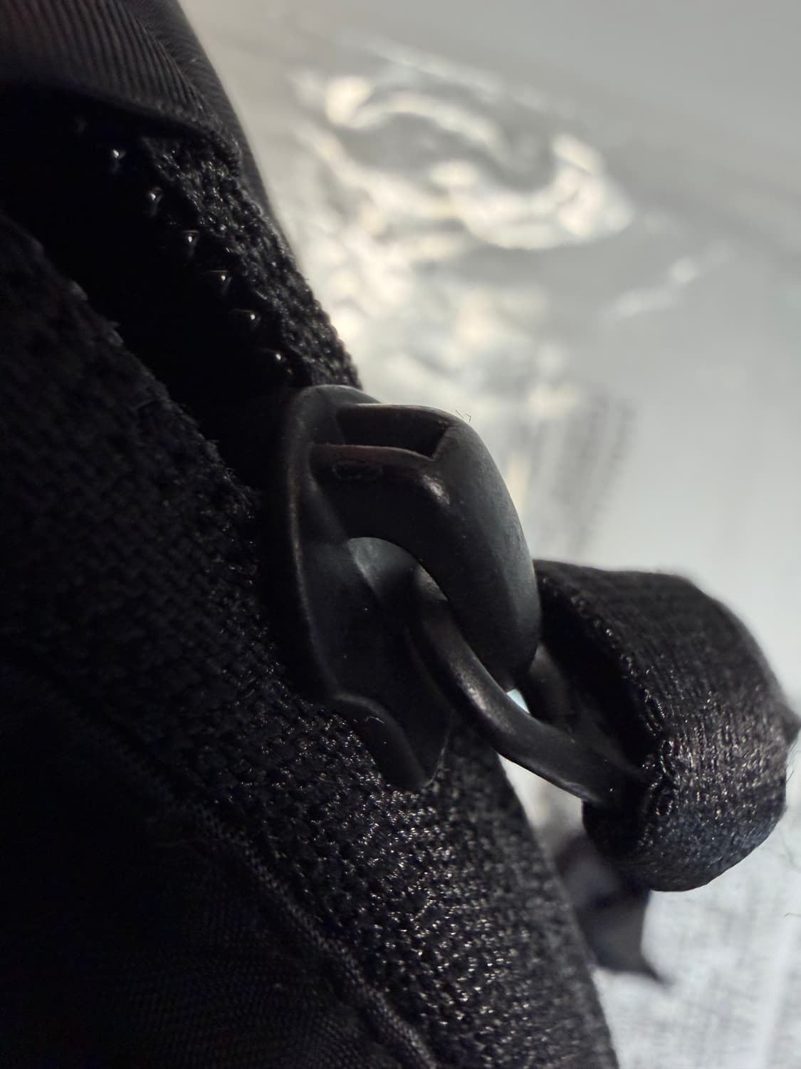 cp컴퍼니 크로스백 상품이미지5