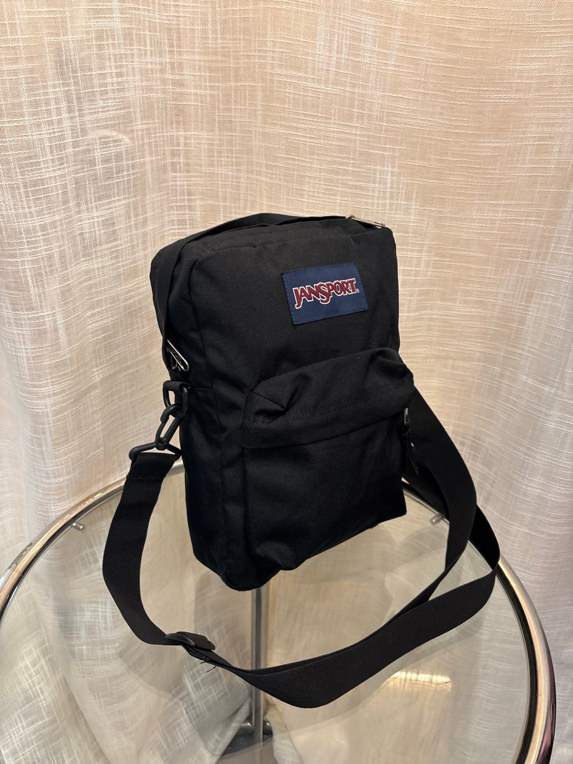 정품 잔스포츠 크로스바디 숄더백     상품이미지2